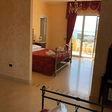 Oda ve Kahvaltı Belvedere Di Rita 3*