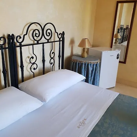 Belvedere Di Rita Oda ve Kahvaltı 3*