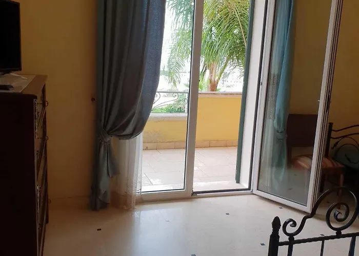 Bed & Breakfast Belvedere Di Rita 3*