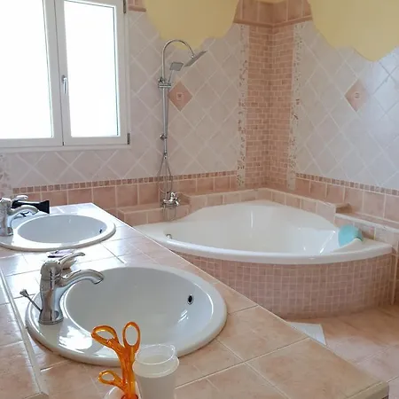 Belvedere Di Rita Nocleg ze śniadaniem 3*